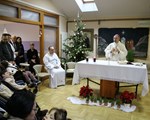 Slika Tradicionalni susret uoči Božića varaždinskog biskupa sa štićenicima i djelatnicima Dnevnog boravka „Dr. Antun Bogdan“